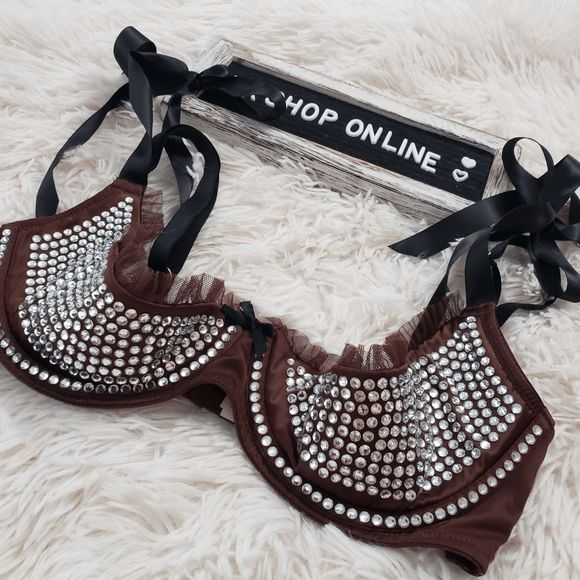 34D Victoria's Secret Rhinestones Open Quarter Cup Harness Bra NWT - Picture 2 of 9